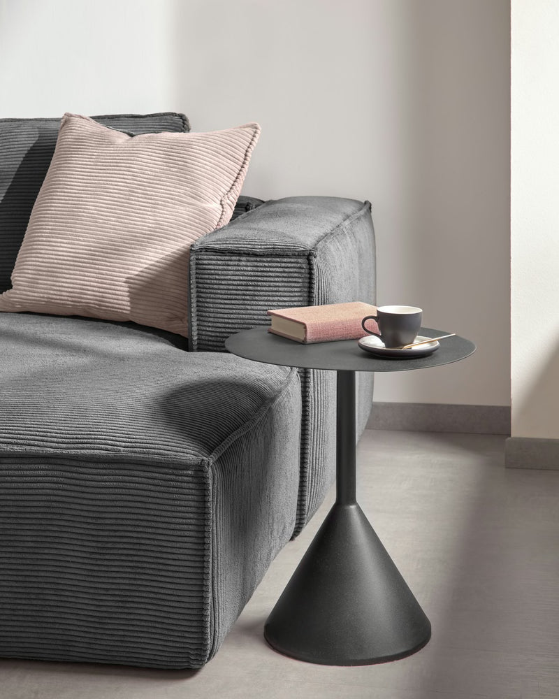 
                  
                    KORDSCHI - 2-Sitzer Sofa mit grauem Kord und Chaiselongue
                  
                