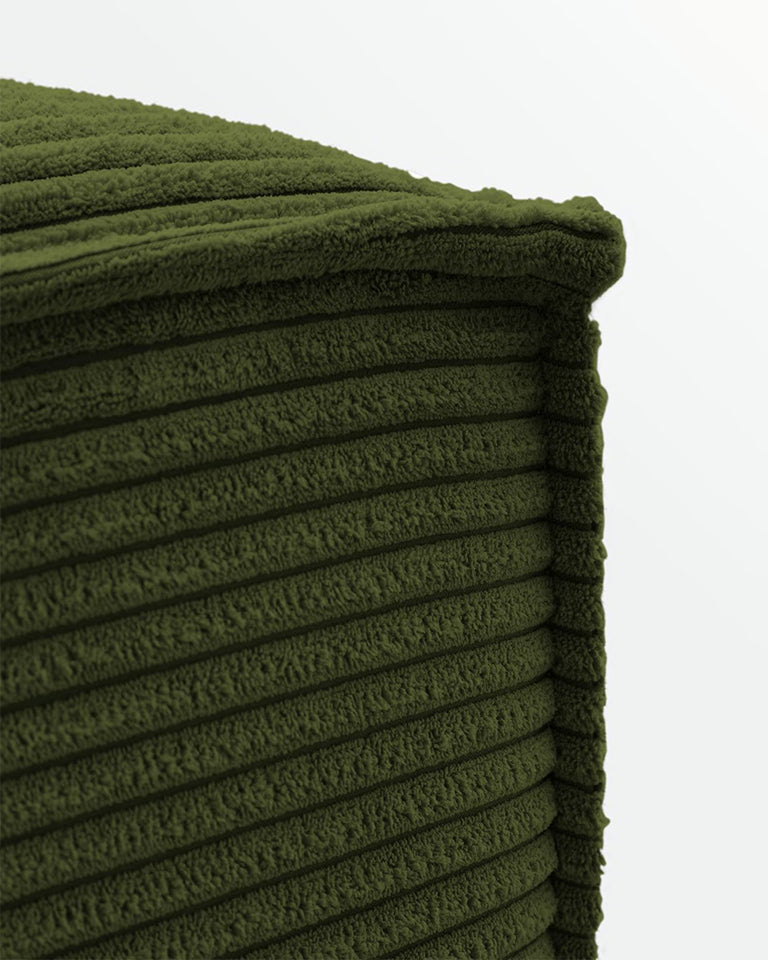 
                  
                    KORDSCHI - Pouf aus grünem Kord 90 x 70cm
                  
                